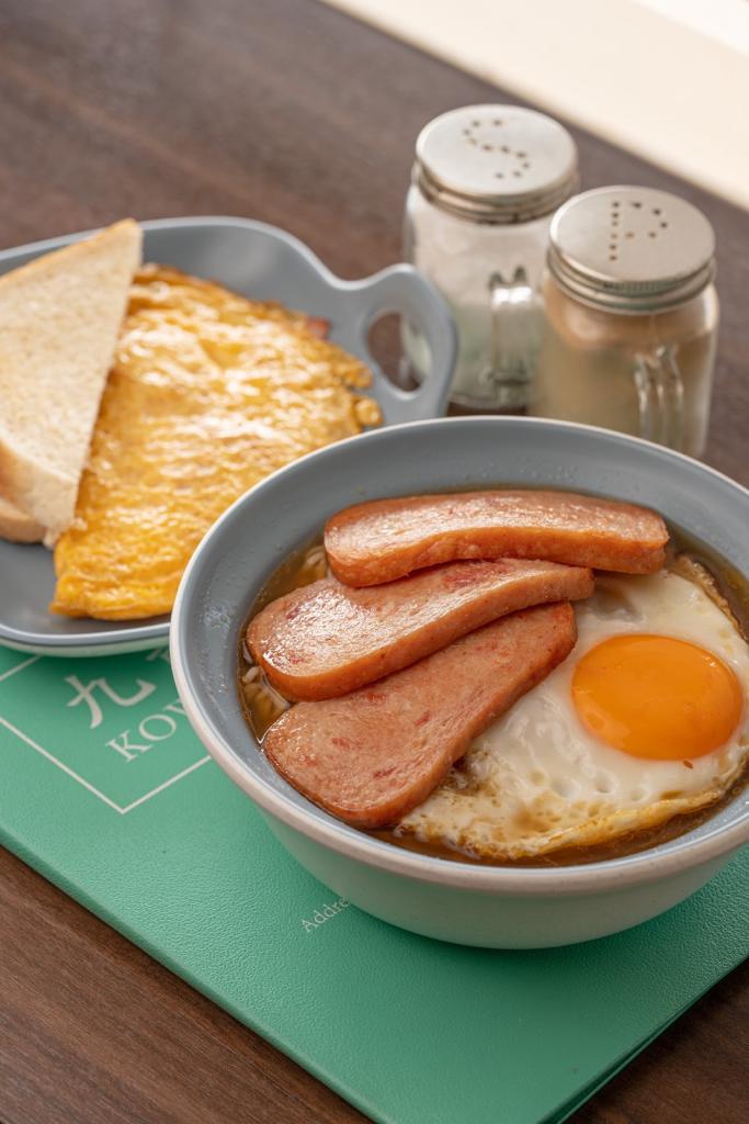 Hong Kong set meal at The Lucky Guys Cafe
